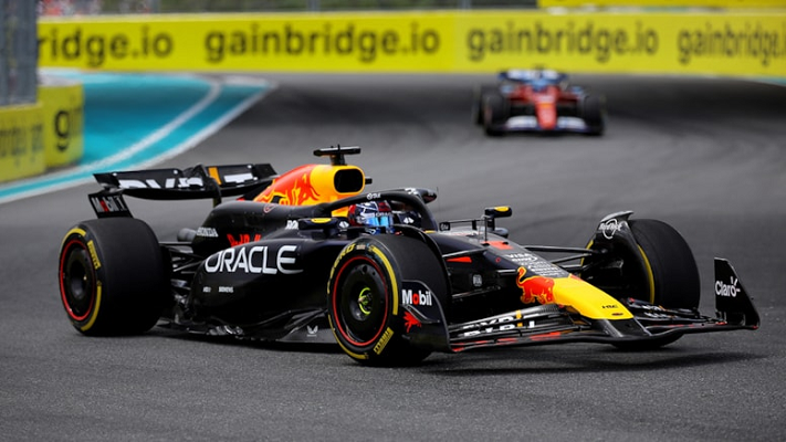 F1 Miami Grand Prix'sindeki sprint yarışını Max Verstappen kazandı