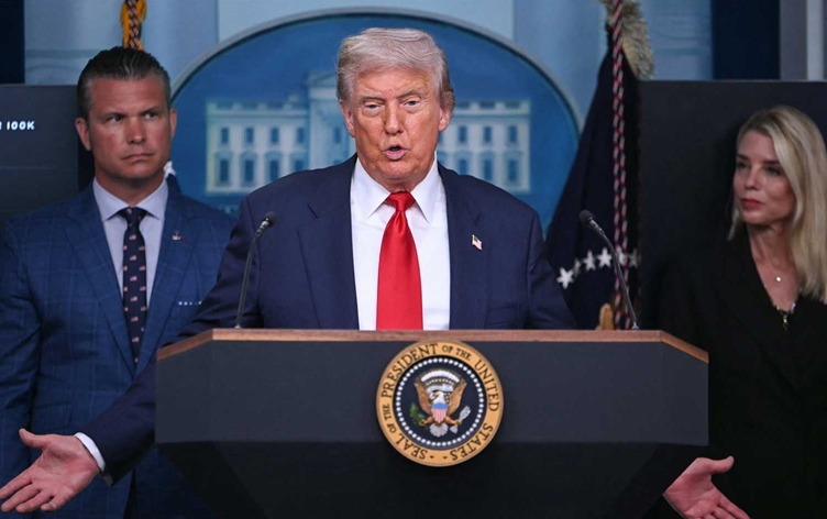 Trump, Çin'e vergiyi 90 gün uzattı