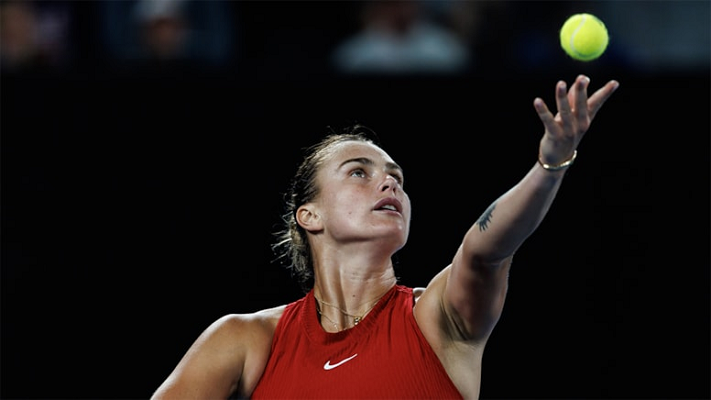 Aryna Sabalenka, omuz sakatlığı nedeniyle Wimbledon'dan çekildi