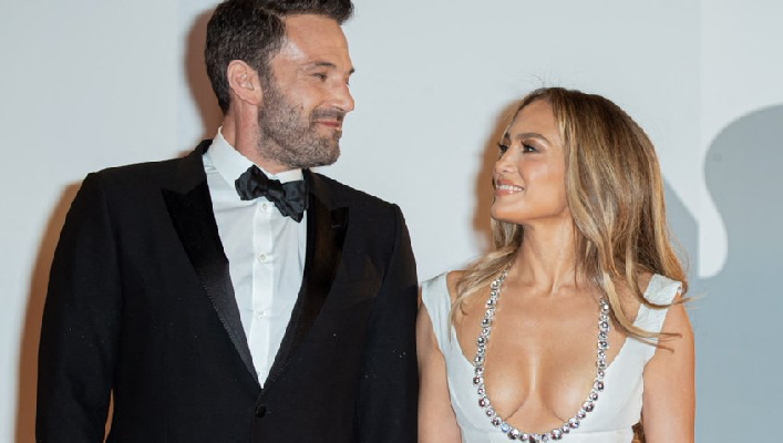 Jennifer Lopez ve Ben Affleck aşkı ayrılık söylentileriyle gölgelendi