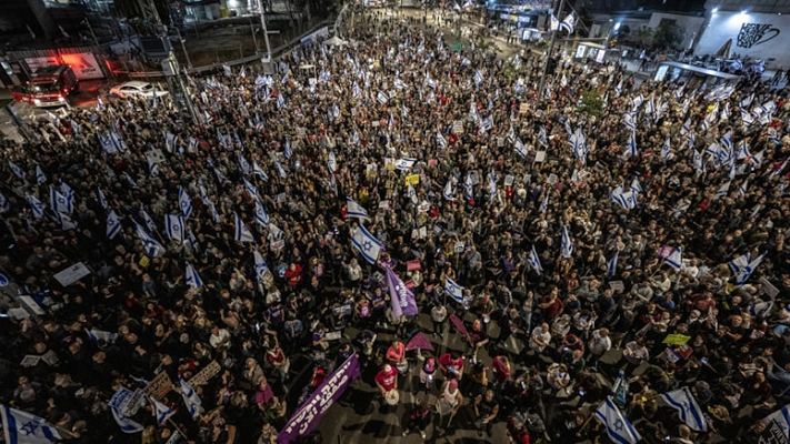 İsrailliler yine sokakta: Netanyahu'ya istifa çağrısı