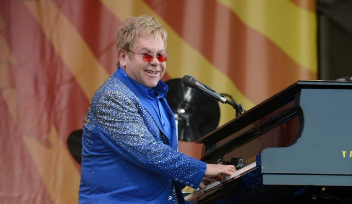 Elton John’dan çarpıcı kariyer açıklaması: “Son veriyorum”
