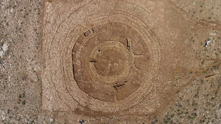 Yunanistan'da bulunan gizemli dairesel yapı arkeologları şaşırttı