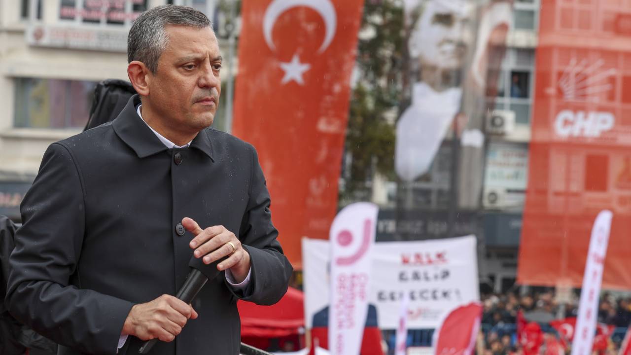 Özgür Özel: 19 Mart darbesinin karargahı Beştepe, silahı yargı; mühimmatı yalan ve iftiradır!