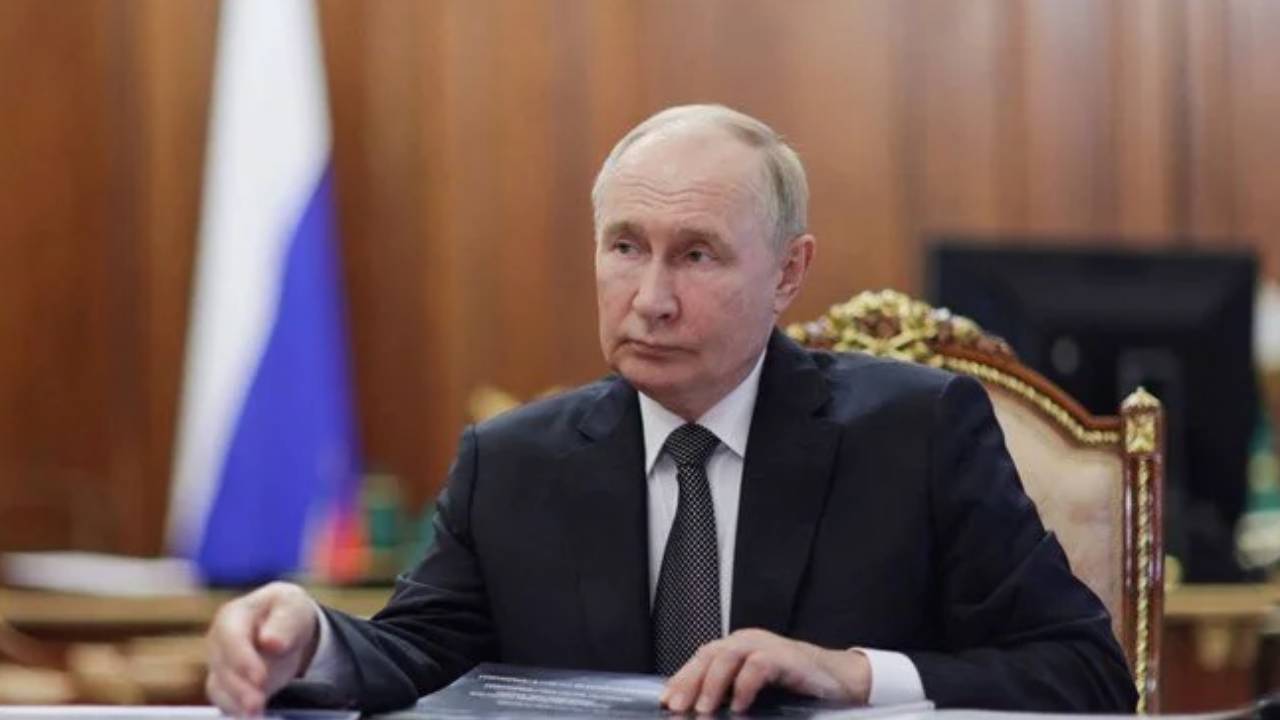 Putin'den Microsoft ve Zoom yorumu: 
