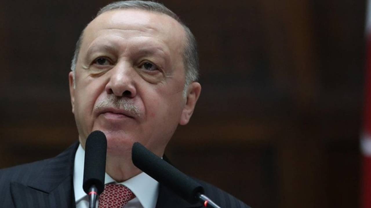 Erdoğan: Yeni Anayasa için 10 hukukçu arkadaşımız görevlendirildi