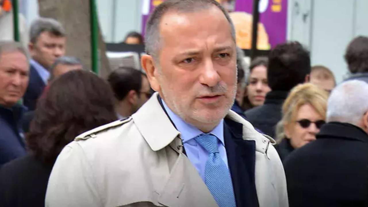 Fatih Altaylı gözaltına alındı