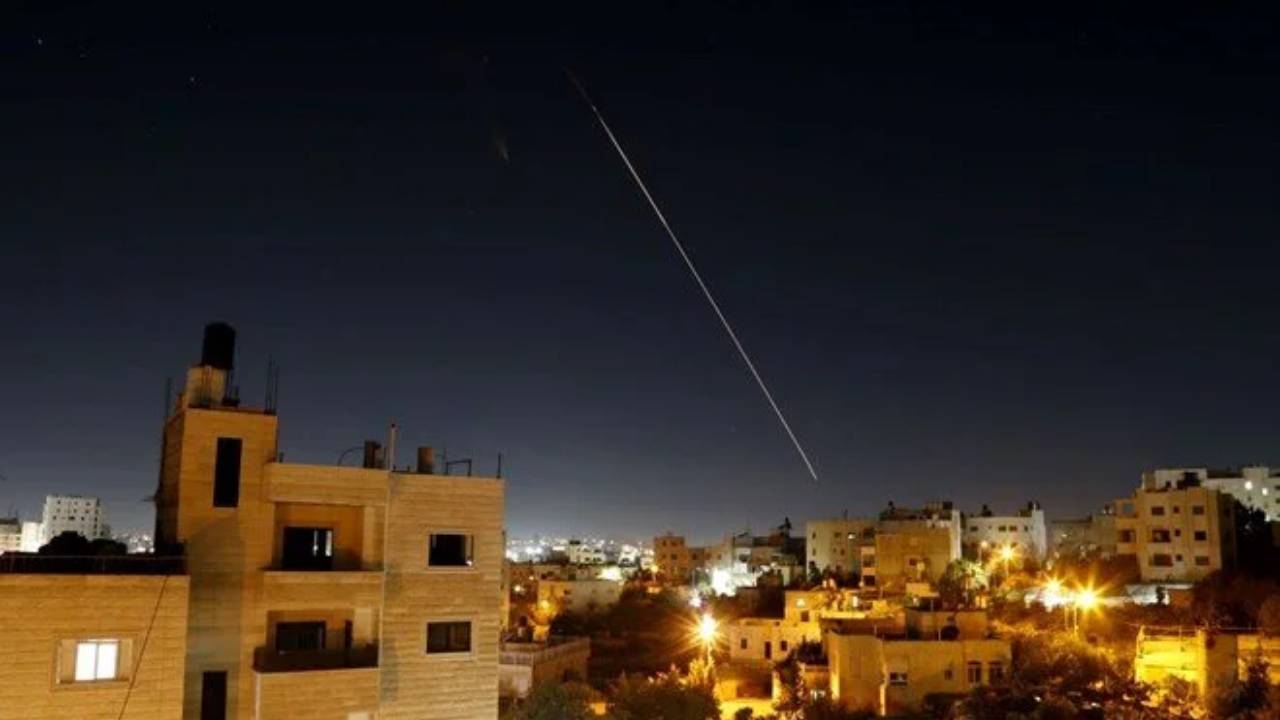 Yemen'den İsrail'e füze ateşlendi