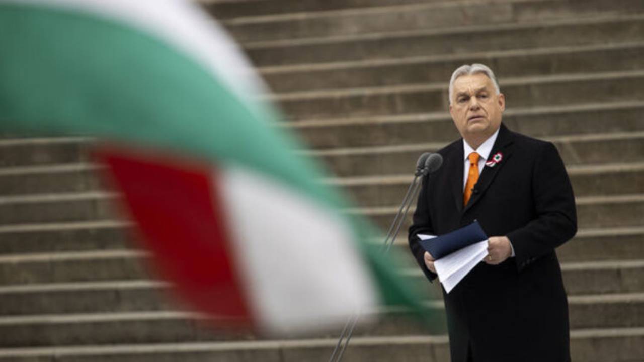 Macaristan Başbakanı Orban'dan, Ukrayna'nın 3'e bölüneceği iddiası