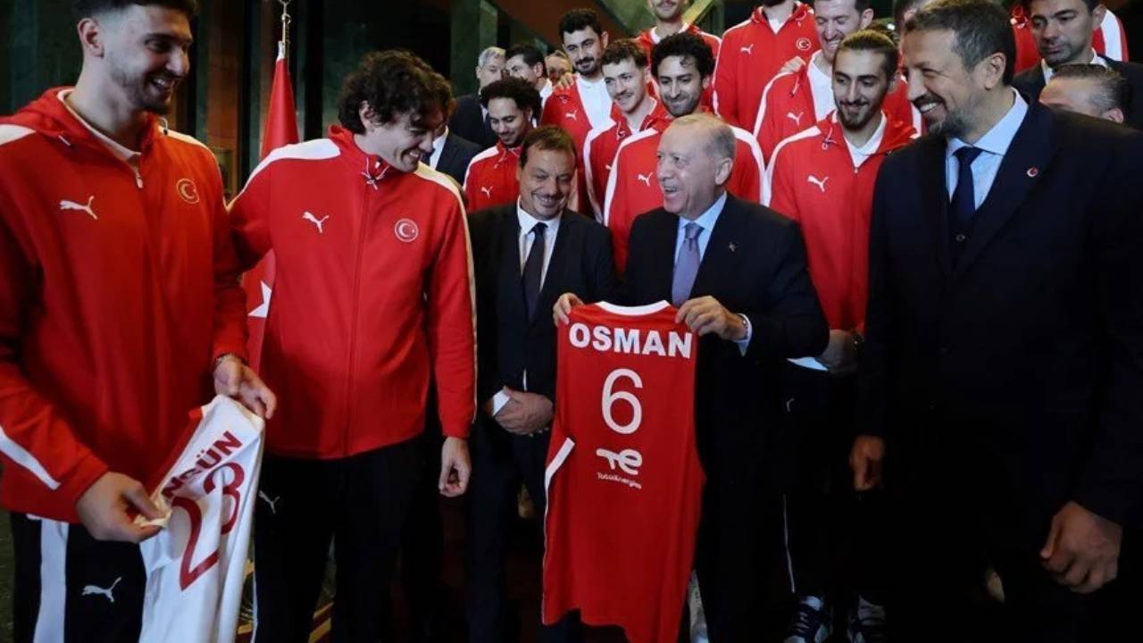 Erdoğan, 12 Dev Adam'ı kabul etti: 