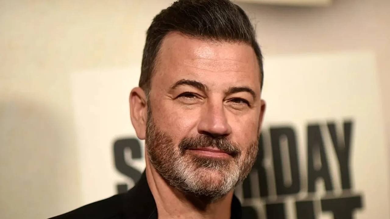 Komedyen Jimmy Kimmel'in TV şovu, Charlie Kirk paylaşımları nedeniyle yayından kaldırıldı