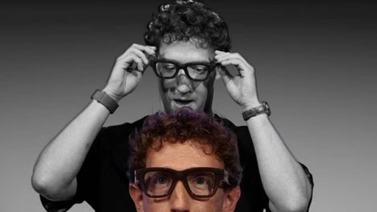 Zuckerberg yeni akıllı gözlüğünü tanıttı... Sahnede iki kez hata verdi