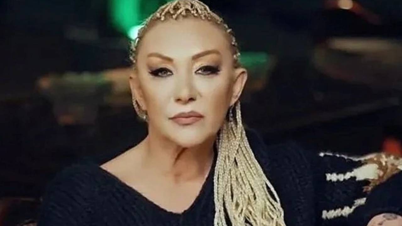 Sanatçı Güllü balkondan düşerek yaşamını yitirdi