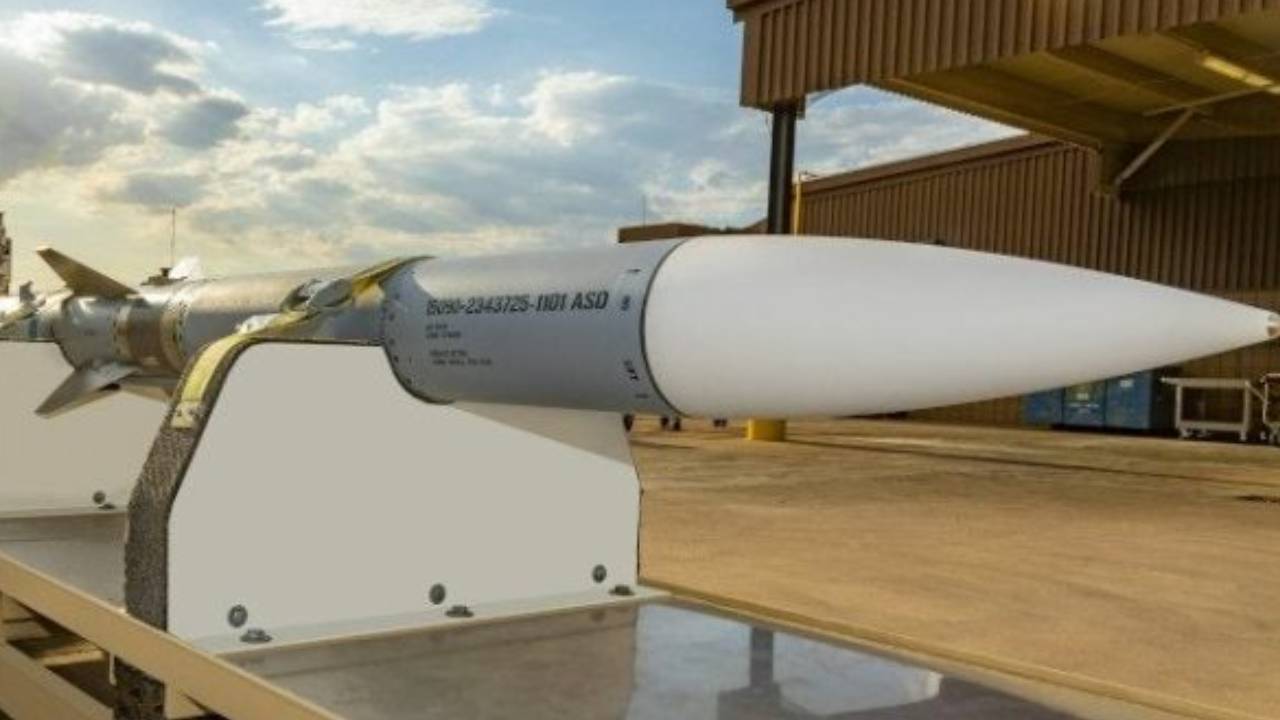Almanya’ya 1,23 milyar dolarlık füze onay