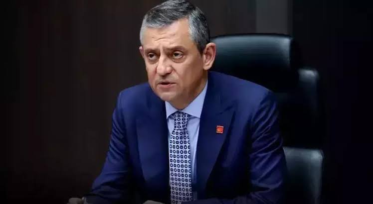Özgür Özel'den Bahçeli'nin çok konuşulan mesajına yanıt