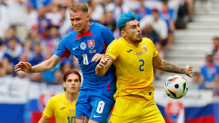 Berabere kalan Slovakya ve Romanya EURO 2024'te el ele tur atladı